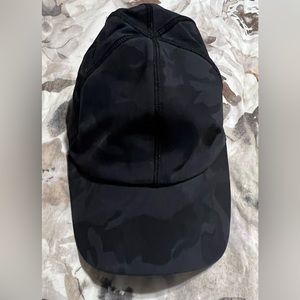 Camo run hat